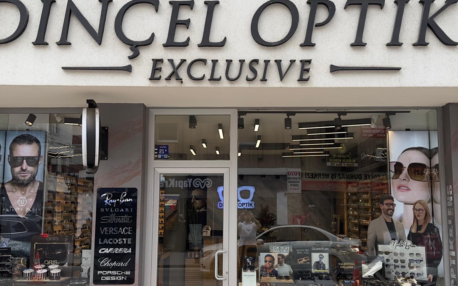 Dinçel Optik mağaza dış cephesi